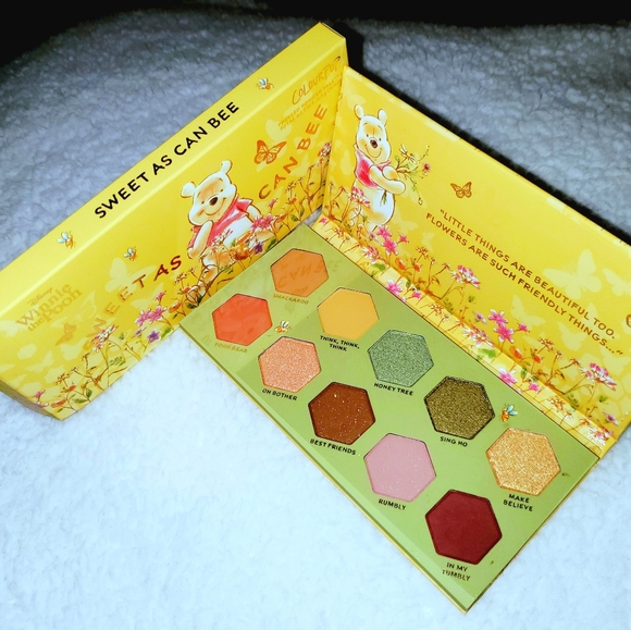 DISNEY WINNIE THE POOH X COLOURPOP 'SWEET AS CAN BEE' EYESHADOW PALETTE - Picture 5 of 7